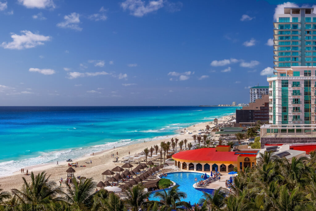 resorts on beach in cancun