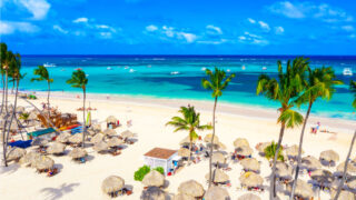 playa bávaro on sunny day