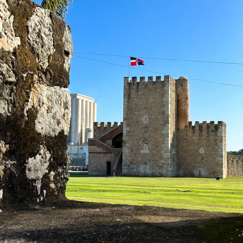fortress with dominican republic flag