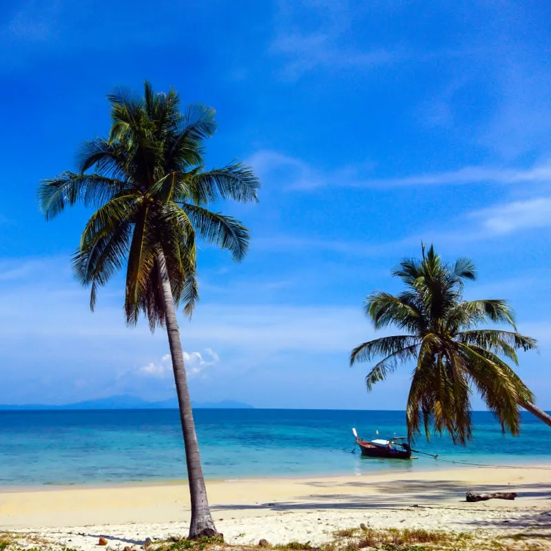 Koh Bulon Lae tropical beach paradise island in Thailand