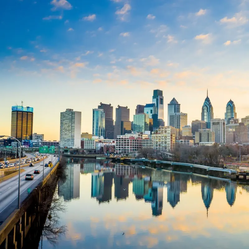 philadelphia skyline at twilight