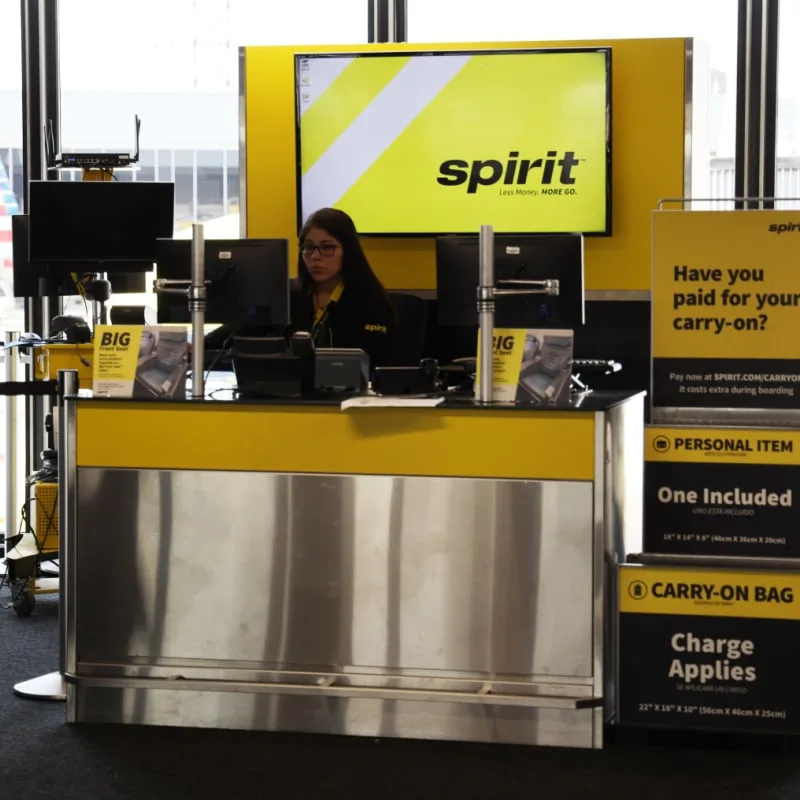 spirit airlines worker at airport