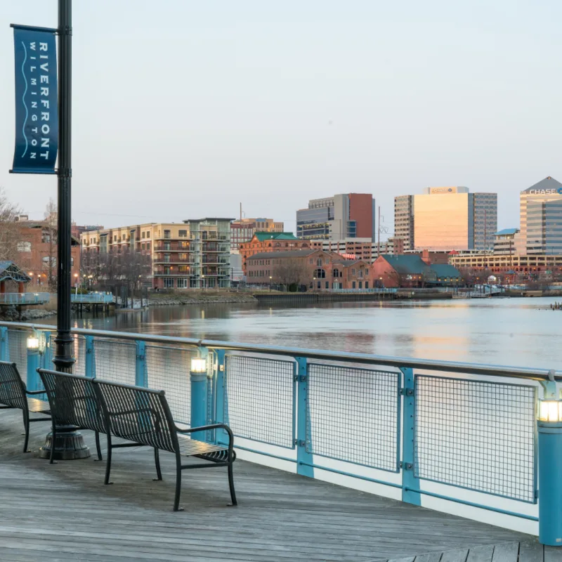 wilmington delaware river and skyline